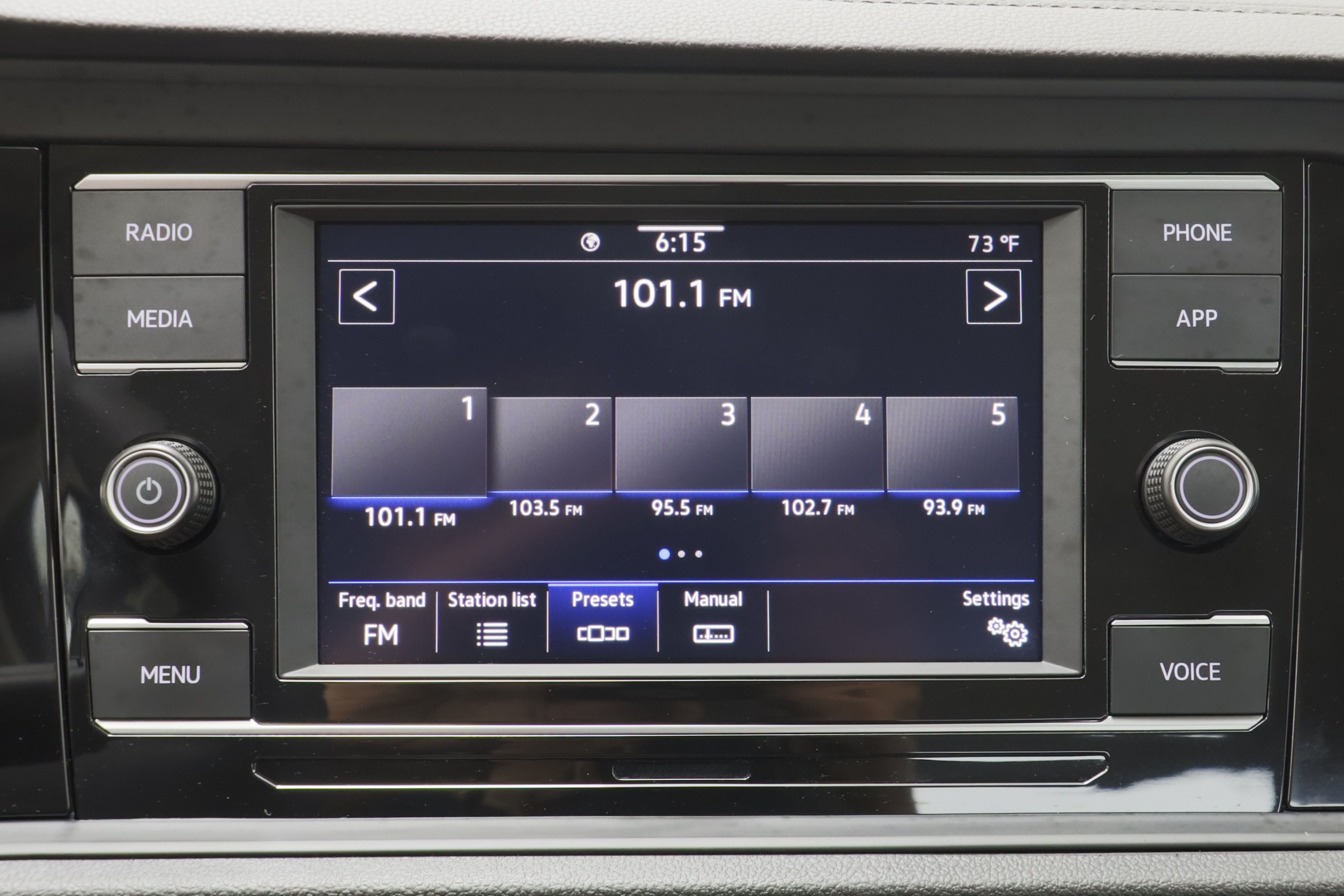 Certified 2023 Volkswagen Jetta S FWD image 10
