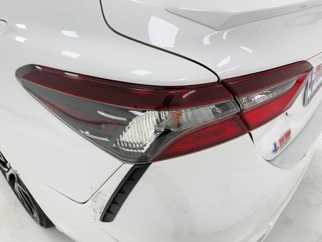 Used 2022 Toyota Camry SE FWD image 36