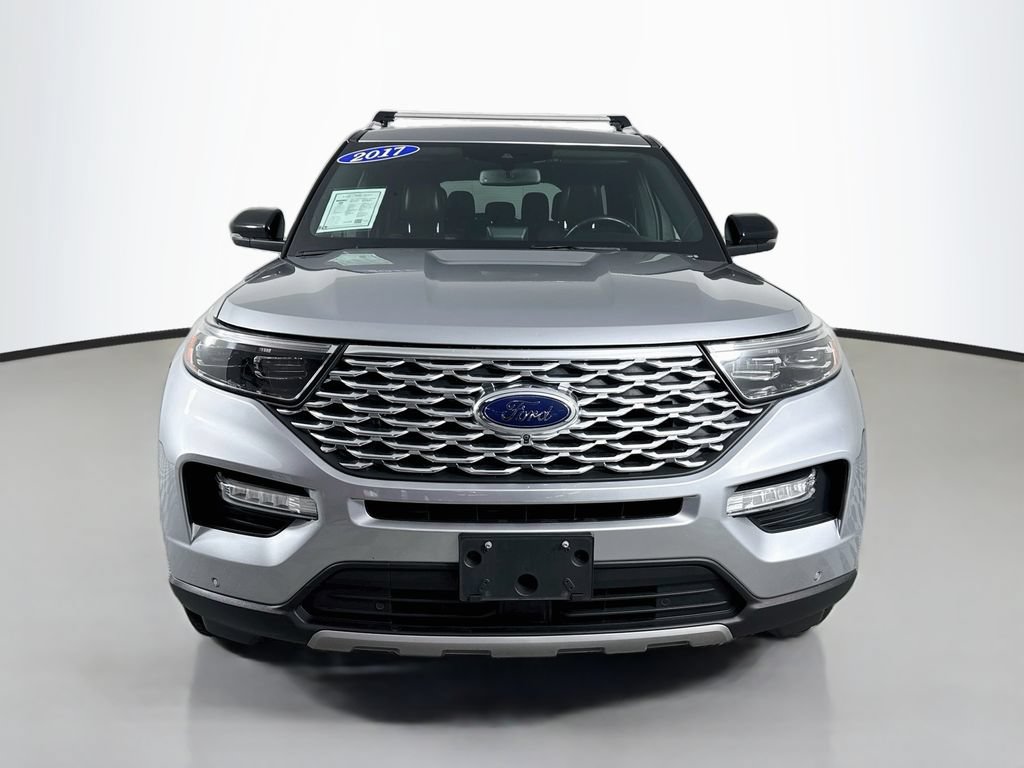 Used 2020 Ford Explorer Platinum w/ Premium Technology Package AWD/4WD image 6