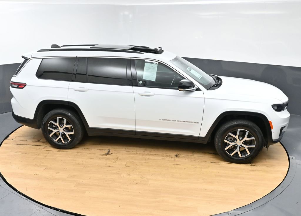 Used 2024 Jeep Grand Cherokee L Limited w/ Luxury Tech Group II image 53