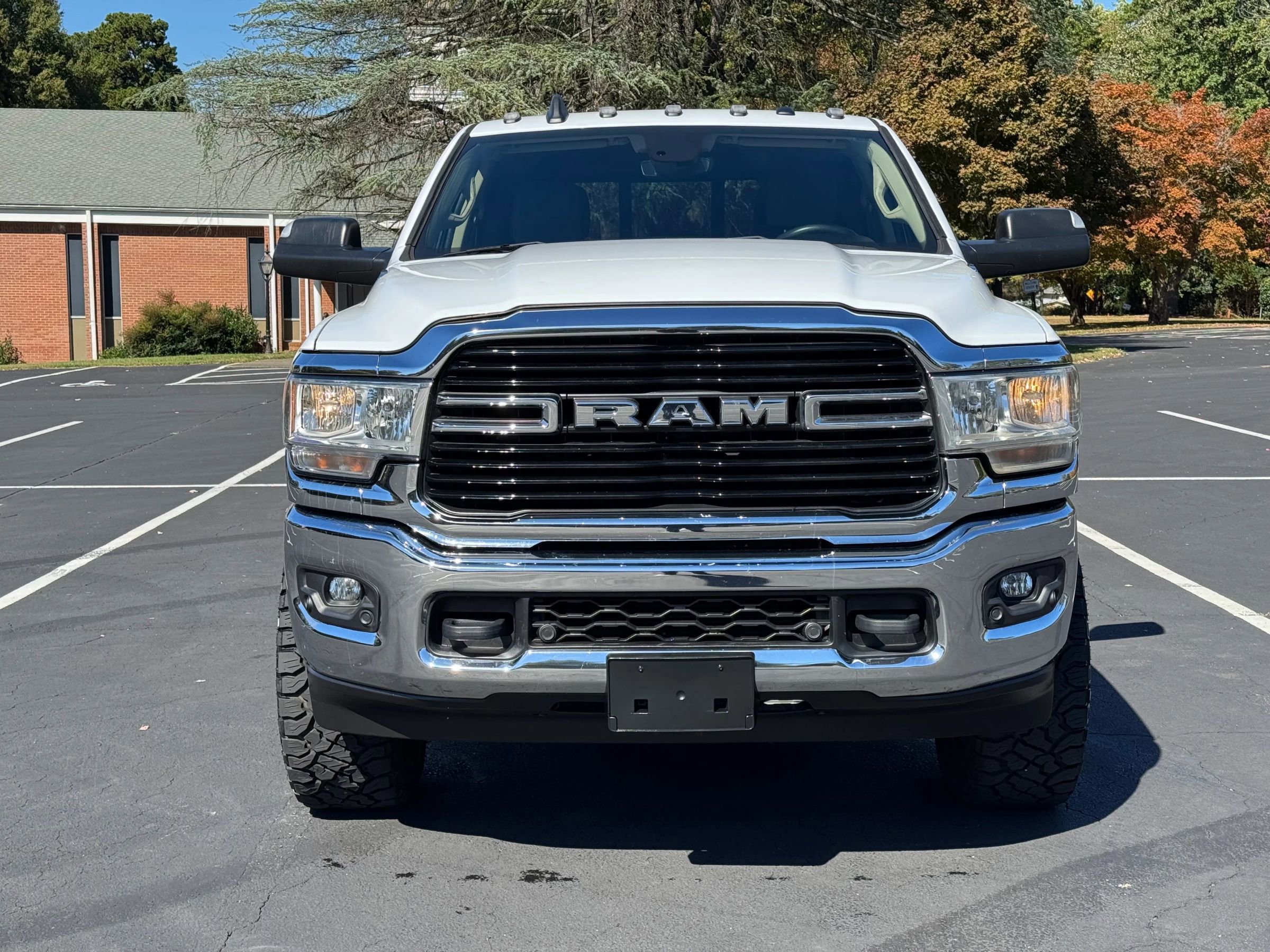 Used 2019 RAM 3500 Lone Star image 3