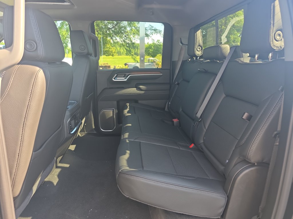 New 2026 GMC Sierra 2500 Denali w/ Denali Reserve Package AWD/4WD image 28