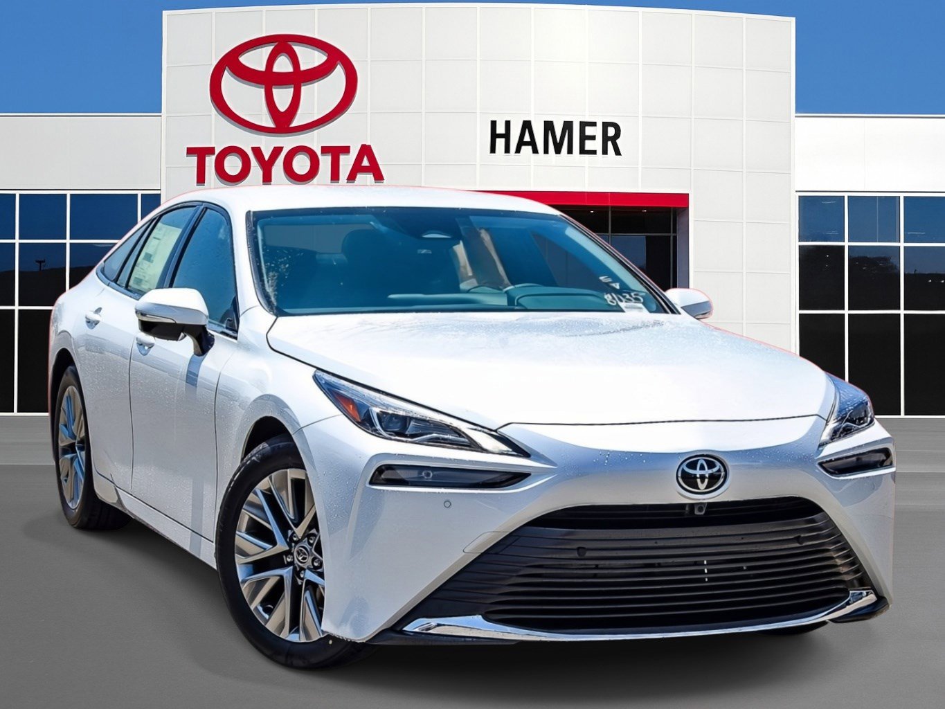 New 2025 Toyota Mirai XLE image 1