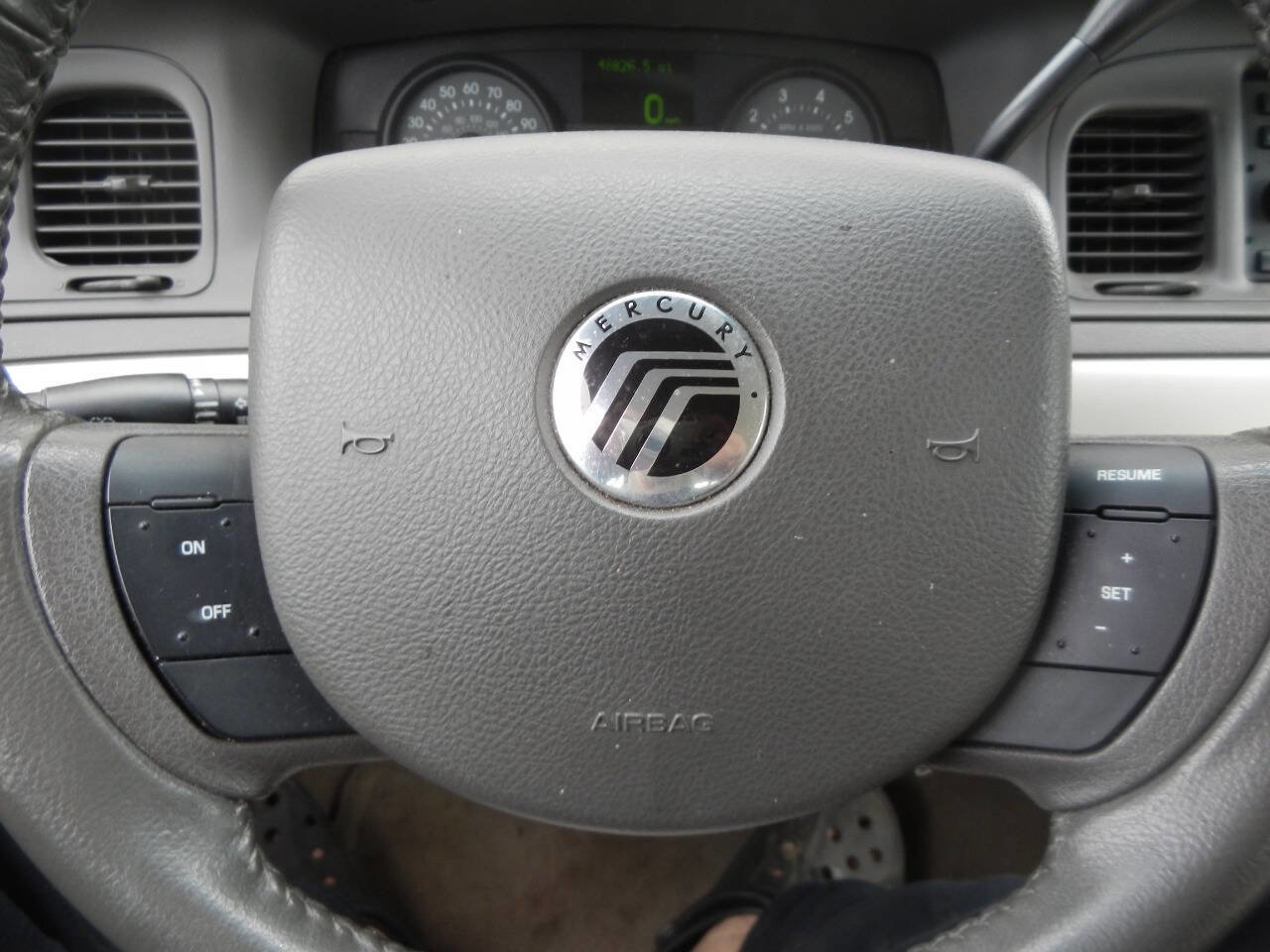 Used 2008 Mercury Grand Marquis LS RWD image 40