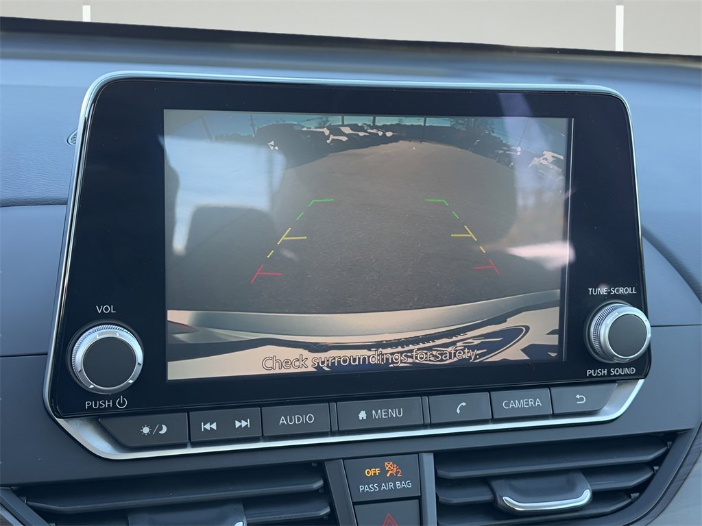 Used 2023 Nissan Altima 2.5 SV image 14