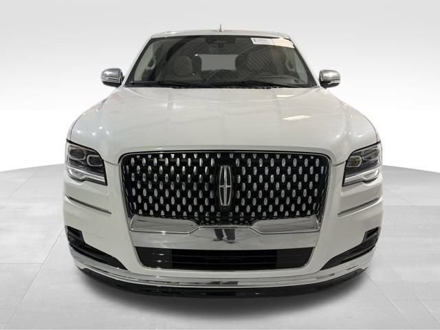 Certified 2024 Lincoln Navigator Black Label image 11