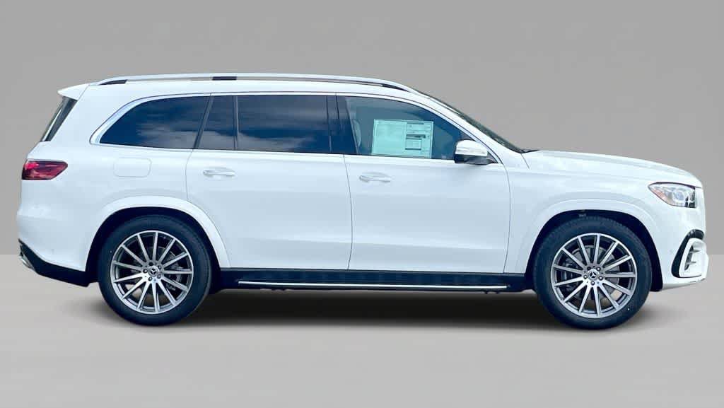 New 2026 Mercedes-Benz GLS 580 4MATIC image 9