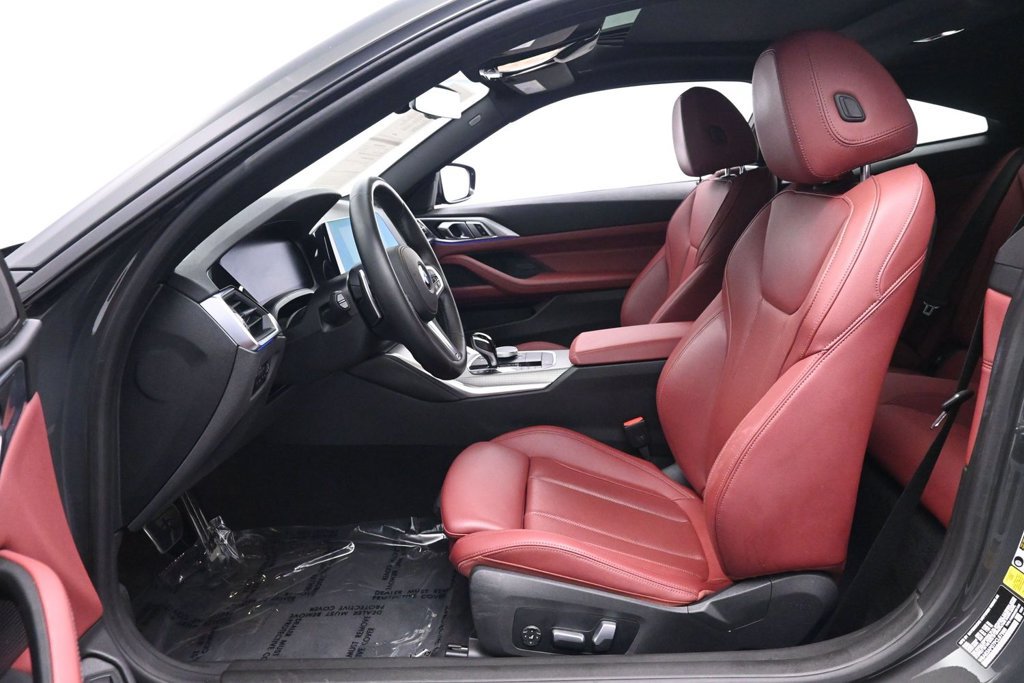 Used 2023 BMW M440i Coupe w/ Parking Assistance Package RWD image 11
