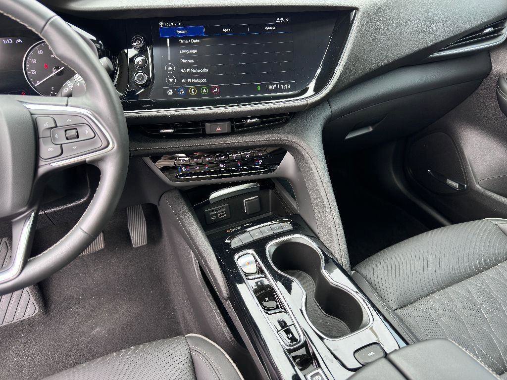 Used 2023 Buick Envision Avenir image 23