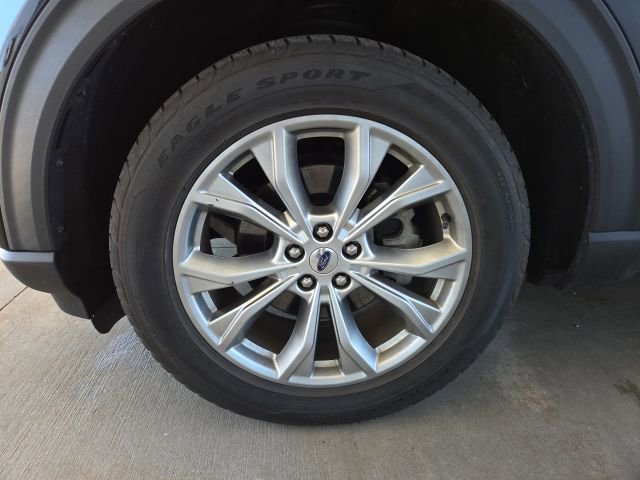 Used 2021 Ford Explorer Limited w/ Equipment Group 301A AWD/4WD image 70