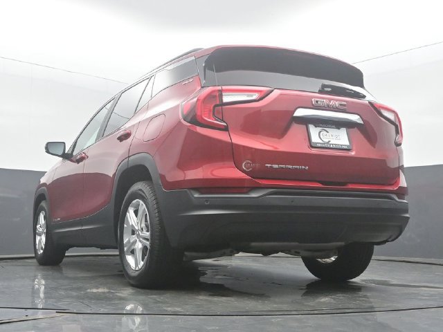 Used 2022 GMC Terrain SLE w/ Driver Convenience Package FWD image 46