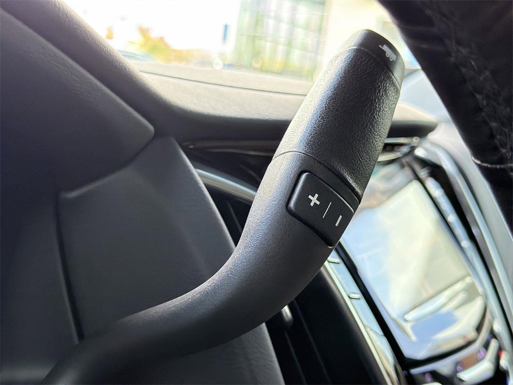 Used 2016 Cadillac Escalade ESV Premium image 13