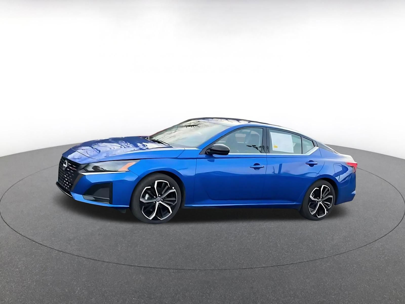 Used 2025 Nissan Altima 2.5 SR image 7