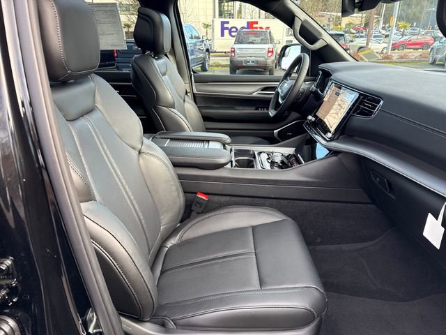 New 2026 Jeep Grand Wagoneer 4WD w/ Premium Group I image 9