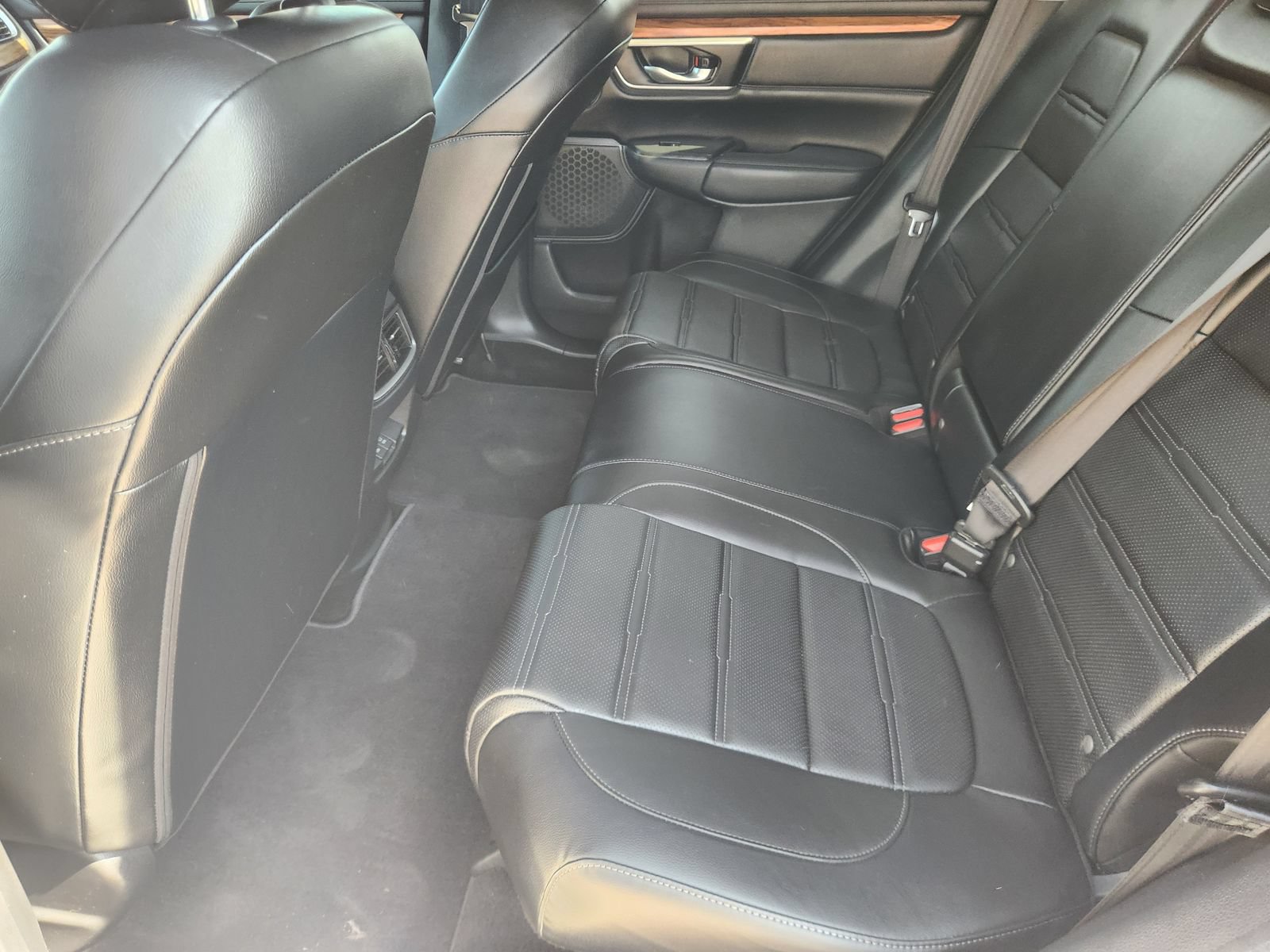 Used 2020 Honda CR-V Touring image 28
