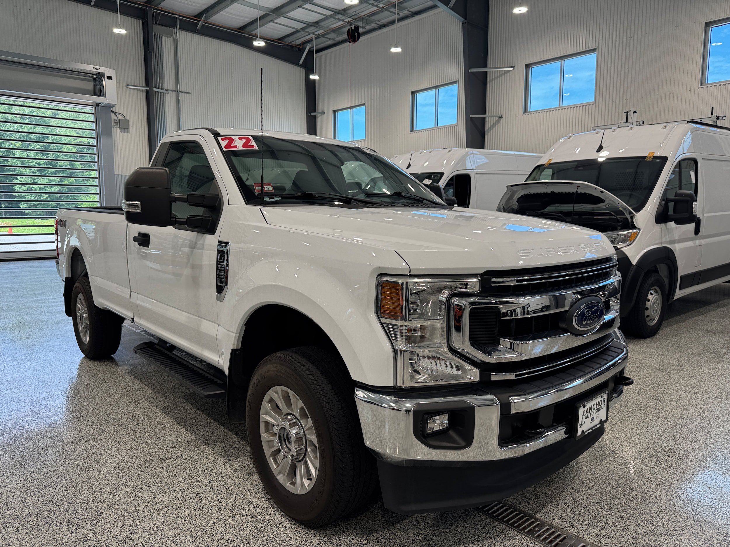 Used 2022 Ford F250 XLT w/ XLT Value Package AWD/4WD image 3