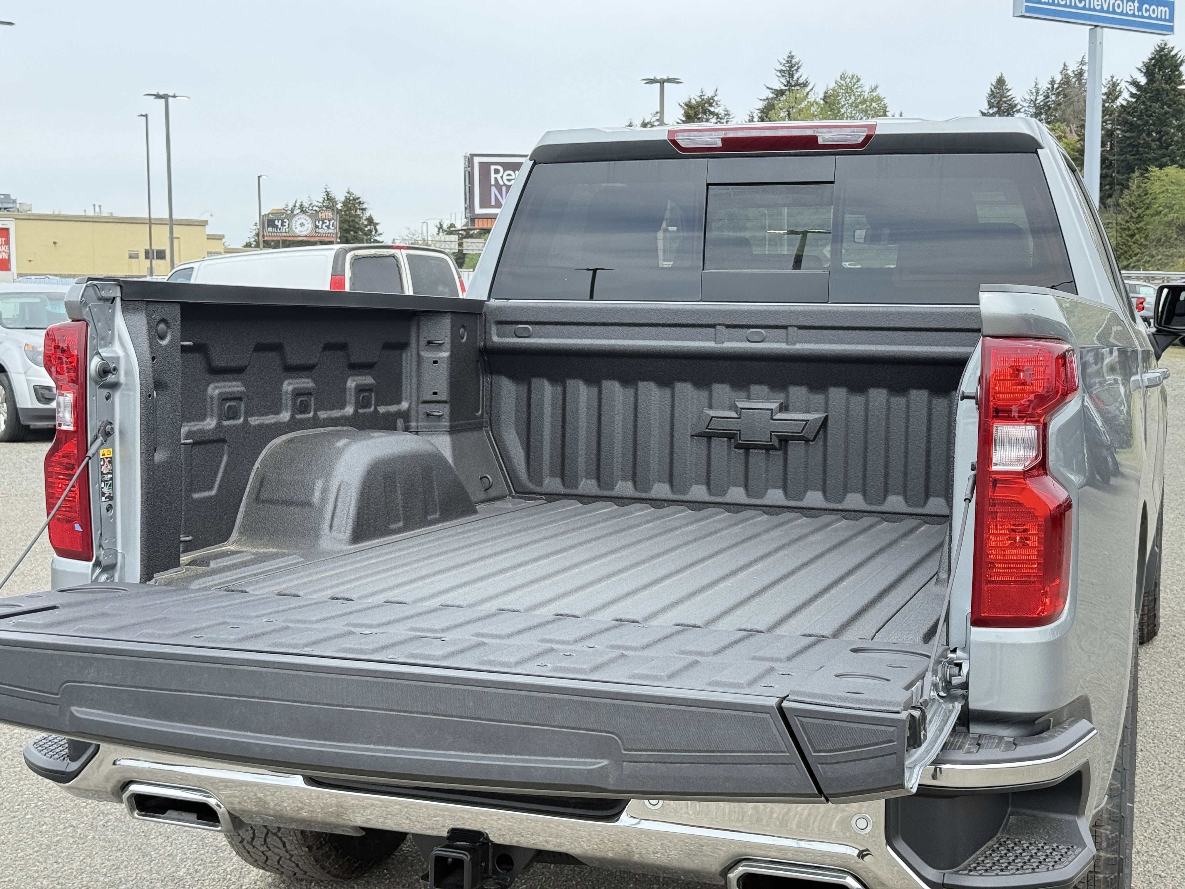 New 2026 Chevrolet Silverado 1500 LT w/ All Star Edition Plus AWD/4WD image 32