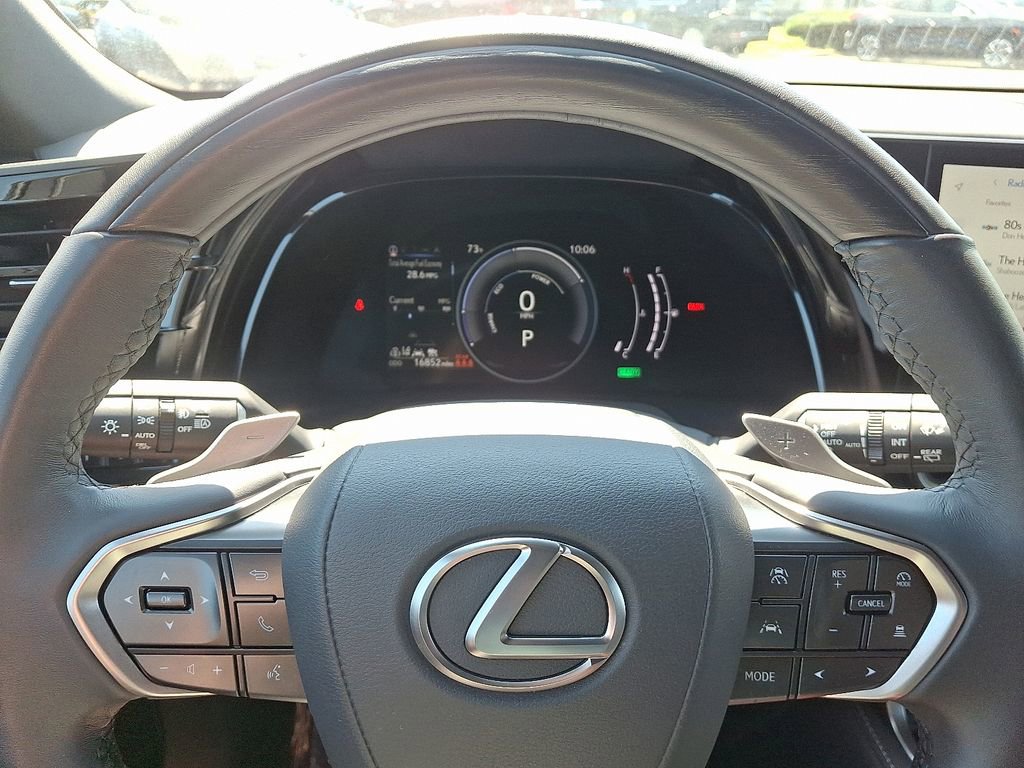 Used 2024 Lexus RX 350h w/ Kick Sensor & Tow Package AWD/4WD image 20