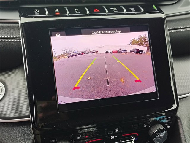 New 2025 Jeep Grand Cherokee 4WD image 3