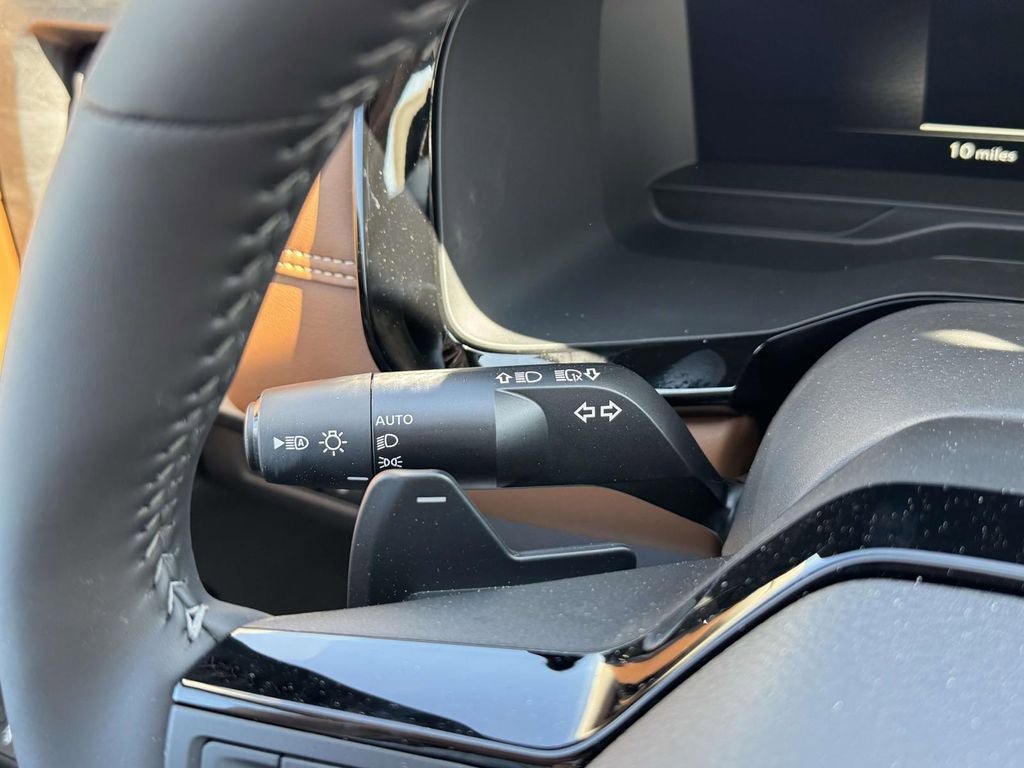 New 2026 Nissan Pathfinder Platinum AWD/4WD image 25