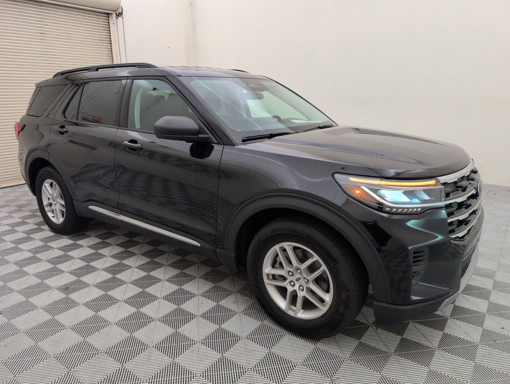 Used 2025 Ford Explorer Active