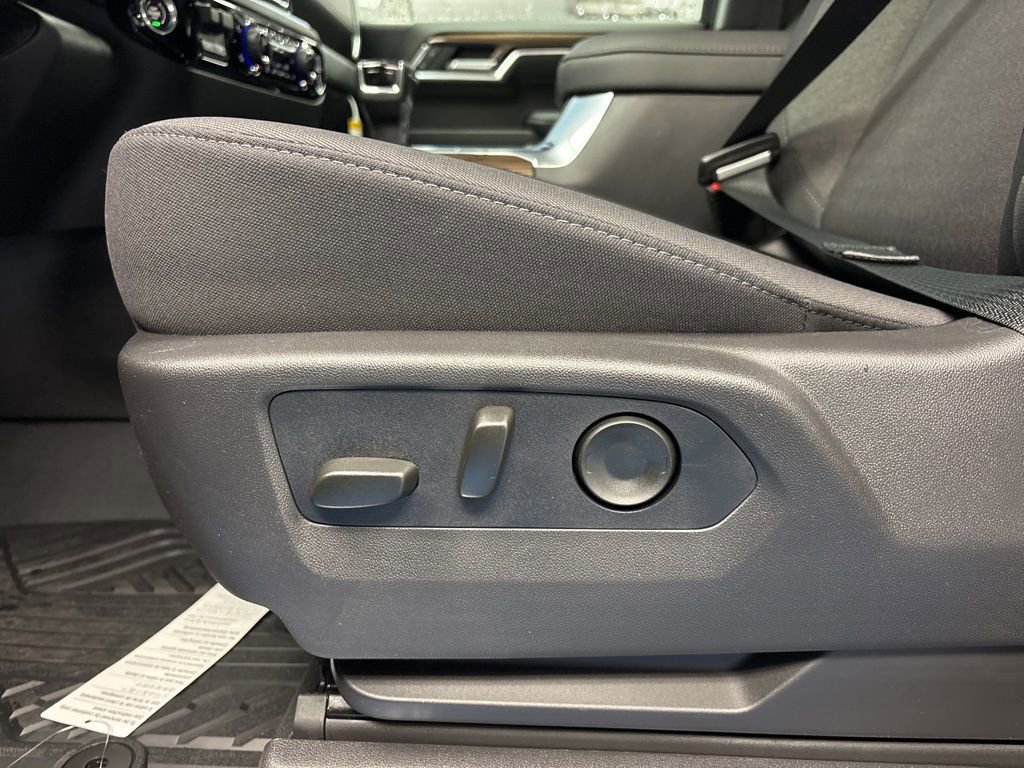 New 2026 Chevrolet Silverado 1500 LT image 25