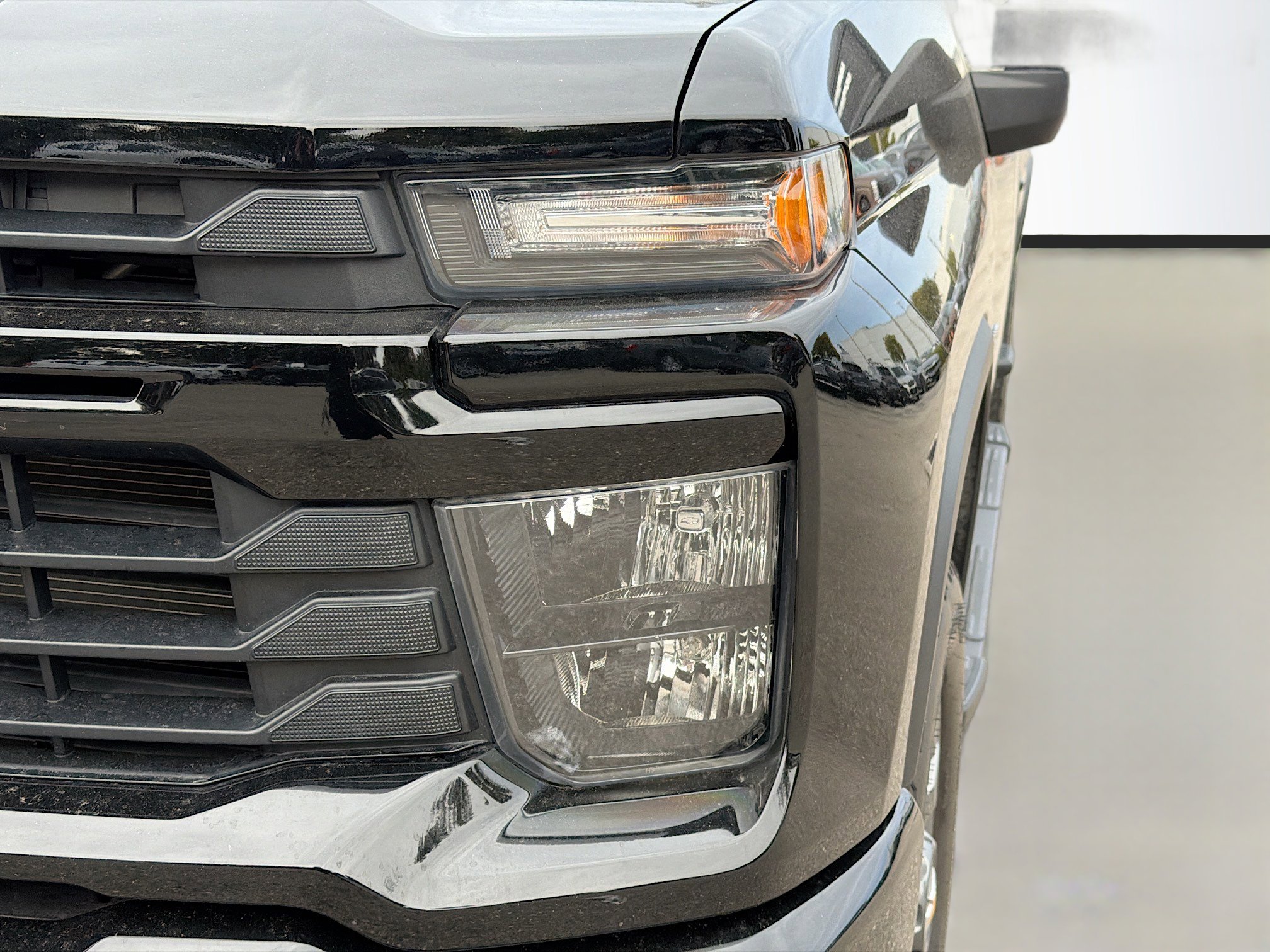 Used 2024 Chevrolet Silverado 2500 Custom w/ Custom Value Package image 9