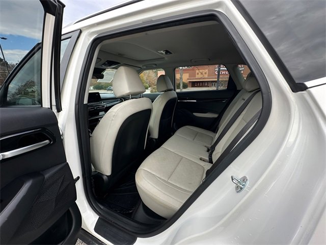 Used 2022 Kia Seltos EX image 18