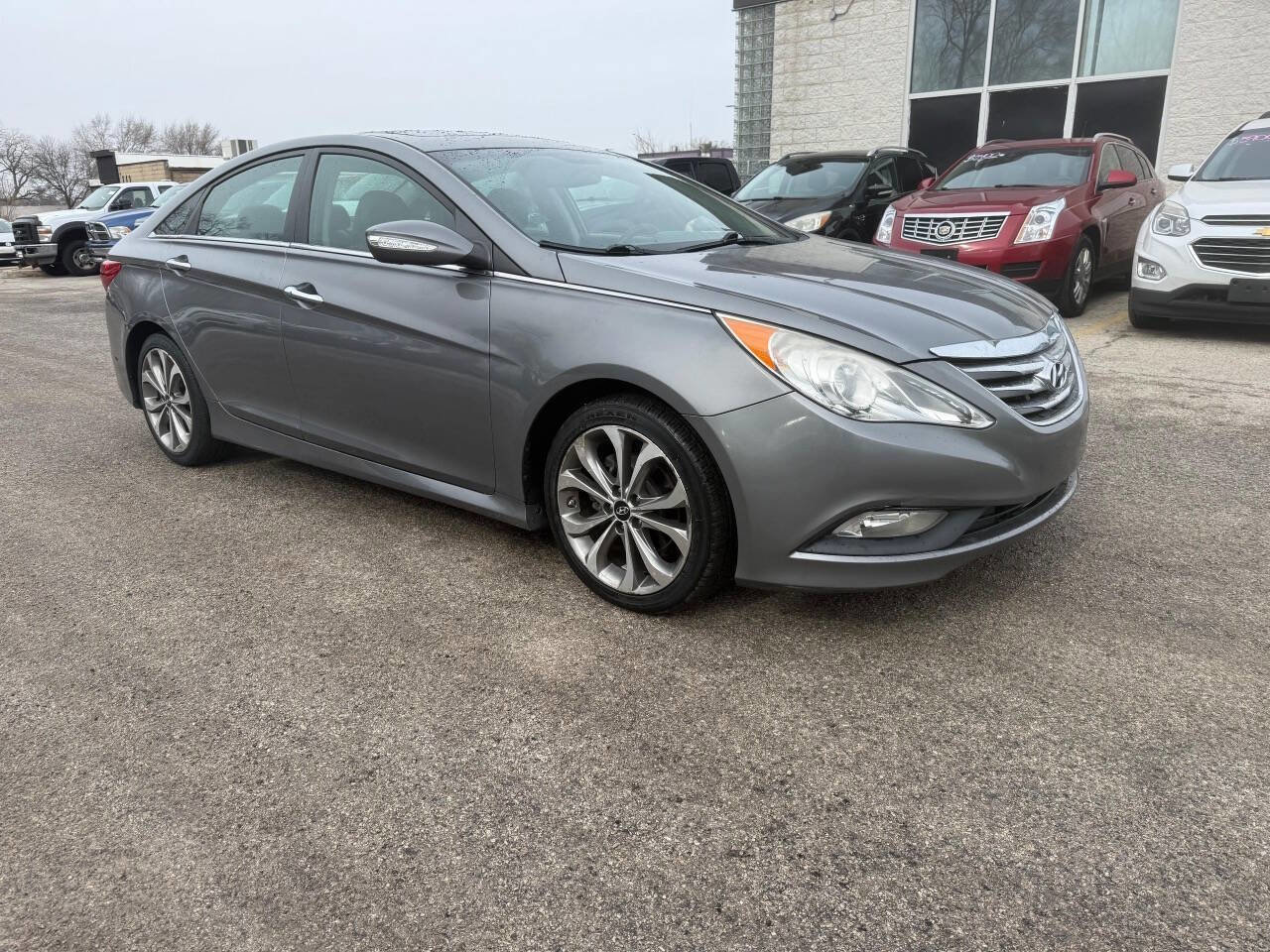 Used 2014 Hyundai Sonata SE w/ Premium Package 04 image 3
