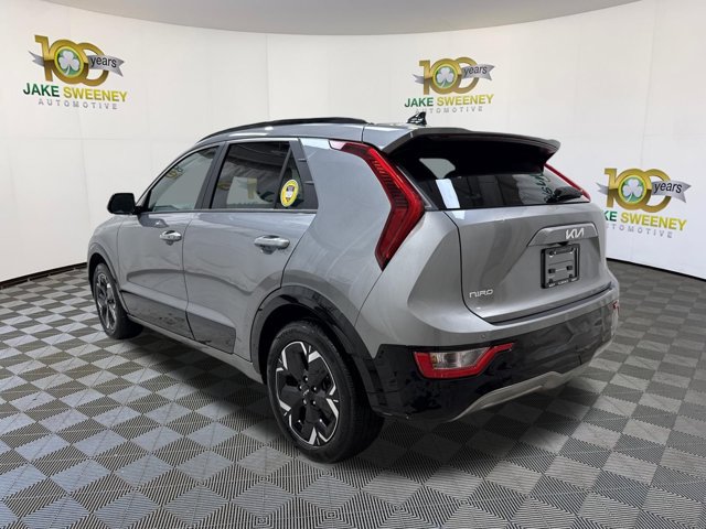 Certified 2024 Kia Niro Wind w/ Wind Preserve Package FWD image 7