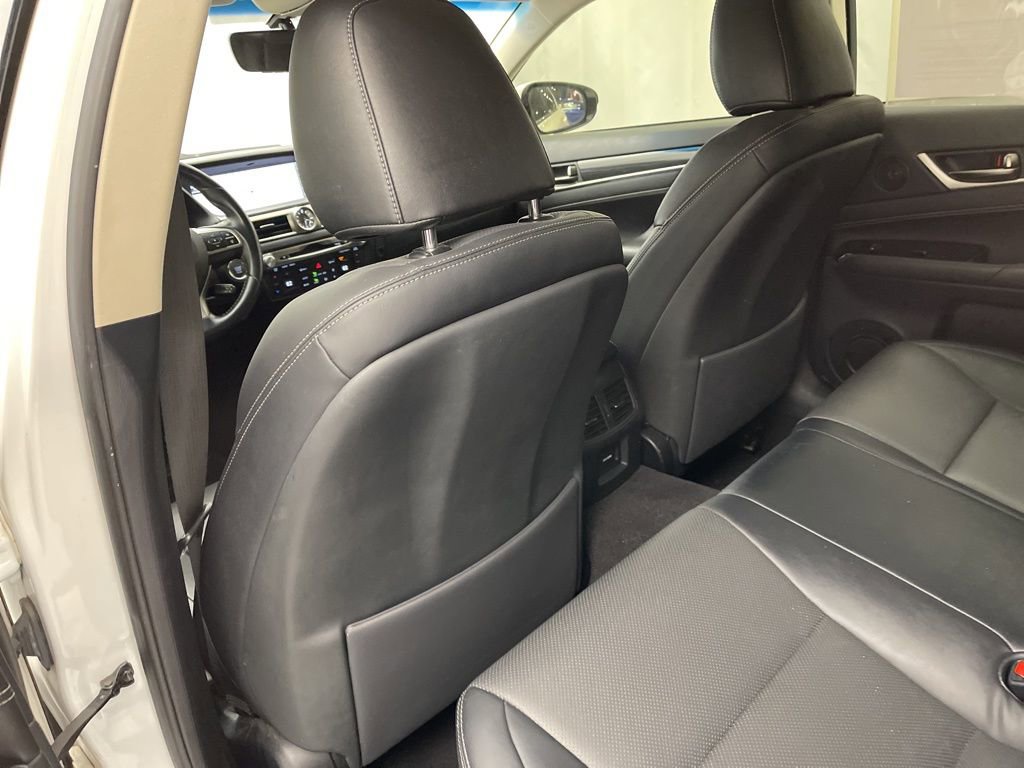 Used 2016 Lexus GS 200t w/ Premium Package image 25