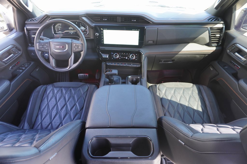 Used 2024 GMC Sierra 1500 AT4 w/ Technology Package image 17