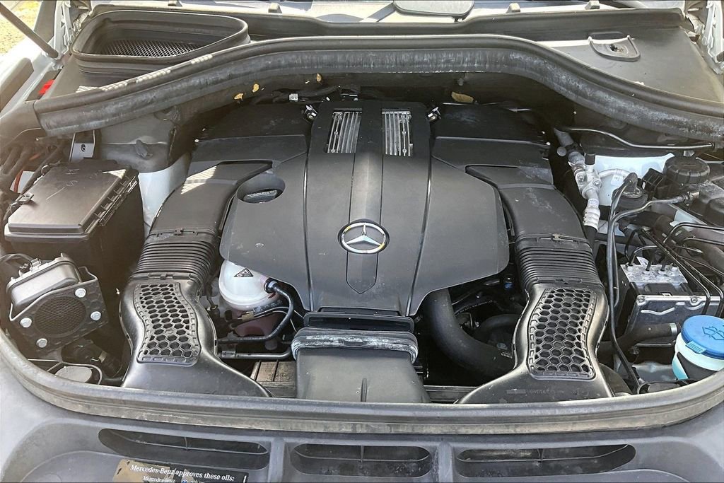 Used 2017 Mercedes-Benz GLE 550e image 30