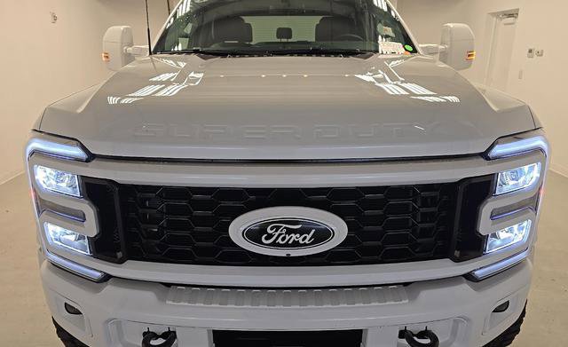 Used 2026 Ford F450 Lariat AWD/4WD image 10