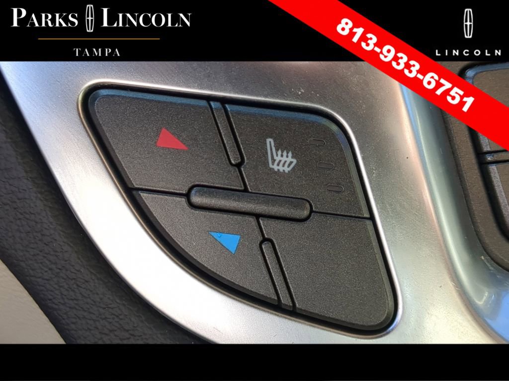 Used 2012 Cadillac SRX Luxury image 24