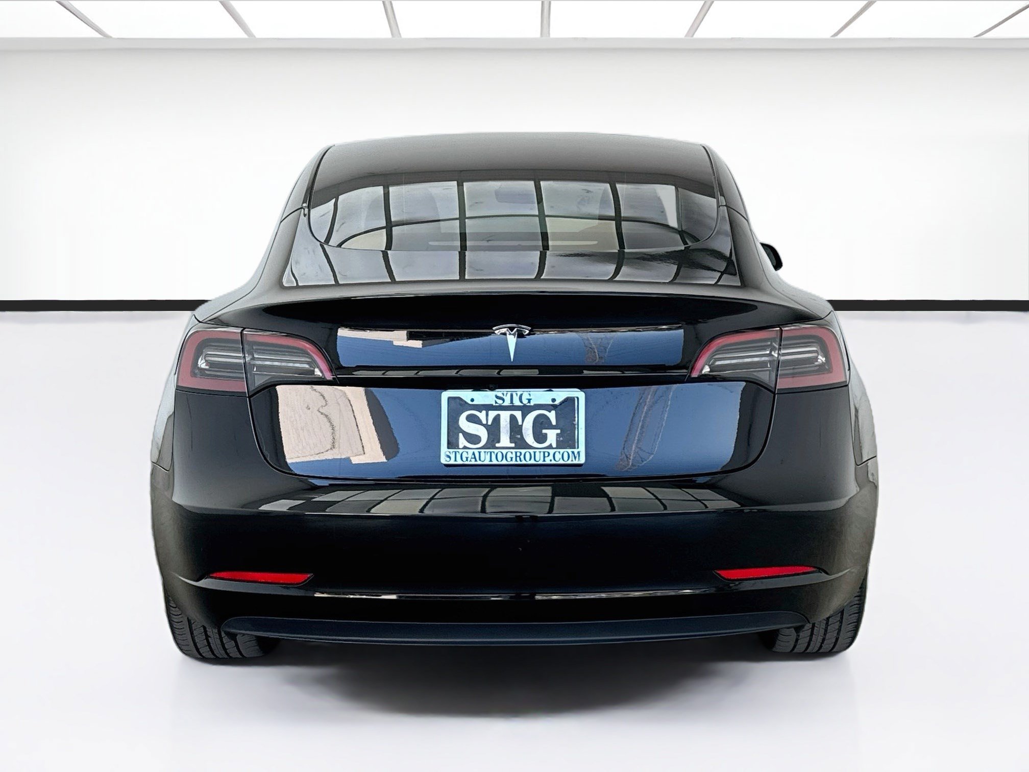 Used 2023 Tesla Model 3 Standard Range RWD image 5
