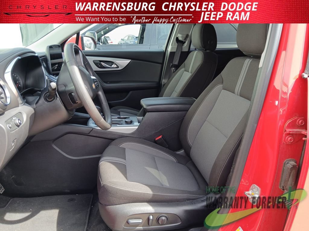 Used 2025 Chevrolet Blazer LT image 13