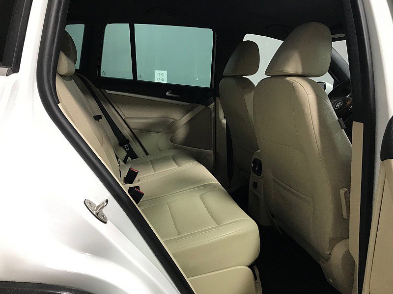Used 2016 Volkswagen Tiguan R-Line image 19