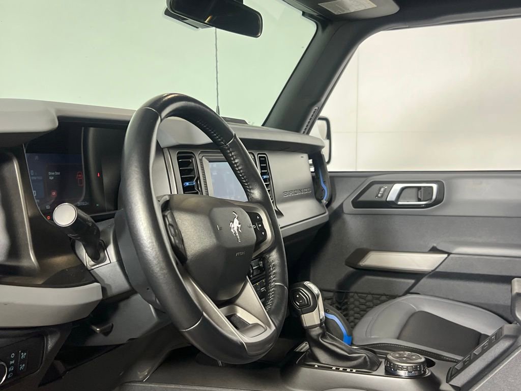 Used 2022 Ford Bronco Black Diamond w/ Sasquatch Package image 23