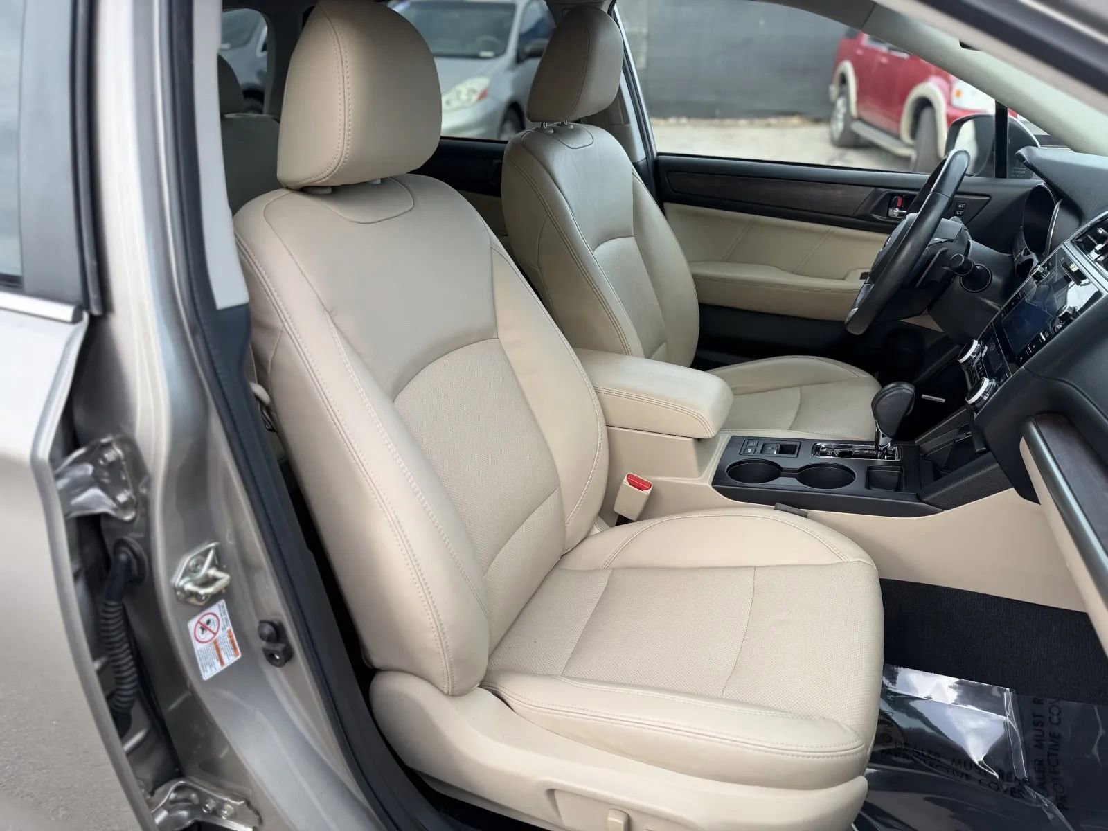 Used 2019 Subaru Outback 2.5i Limited AWD/4WD image 18