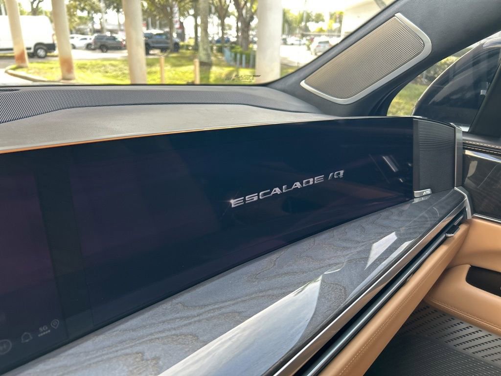 Used 2025 Cadillac Escalade IQ Sport 2 image 9