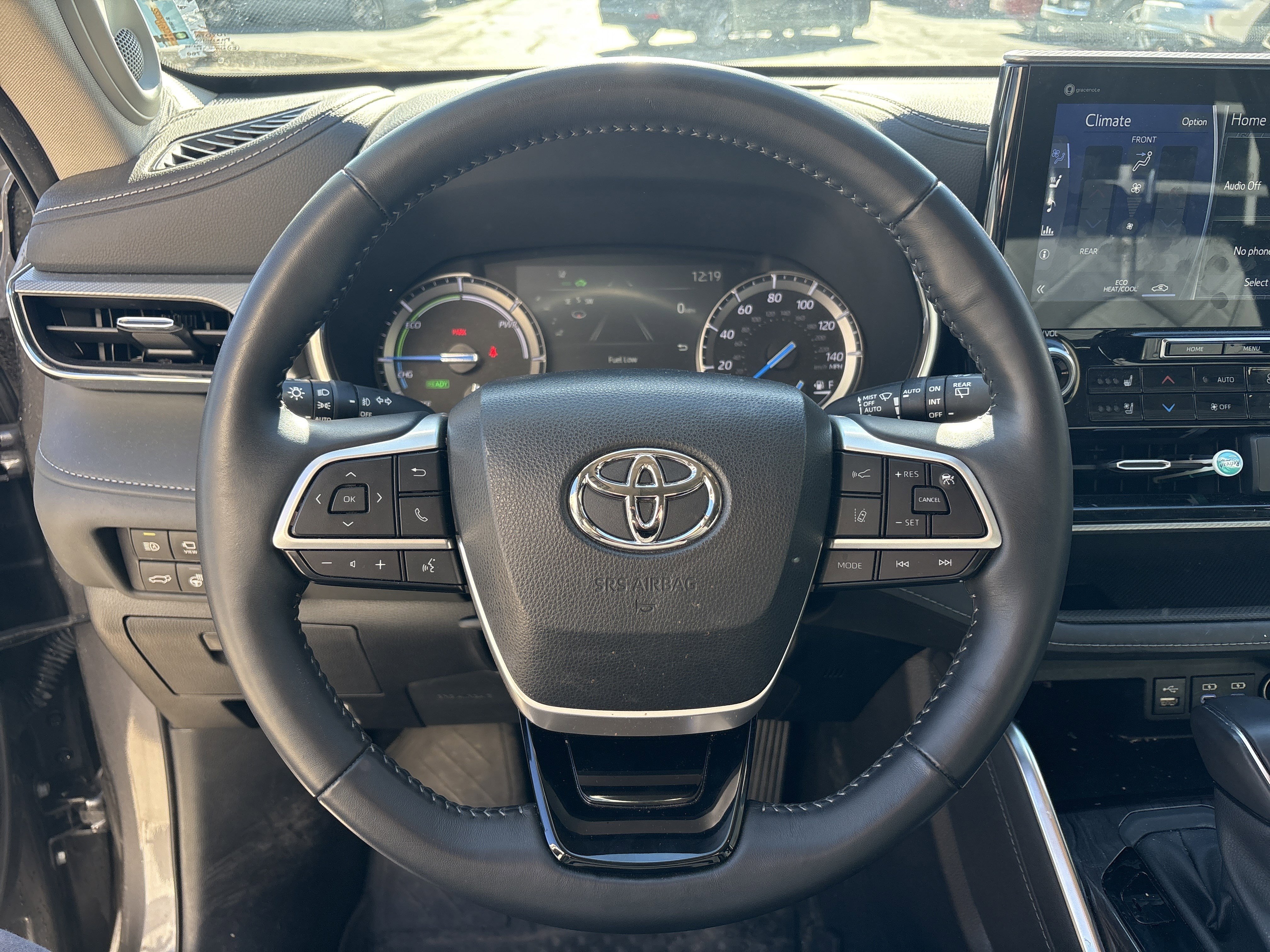 Used 2022 Toyota Highlander Platinum image 18
