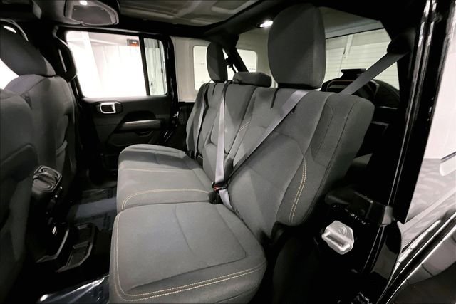 Used 2025 Jeep Wrangler Unlimited Sahara w/ Safety Group image 24