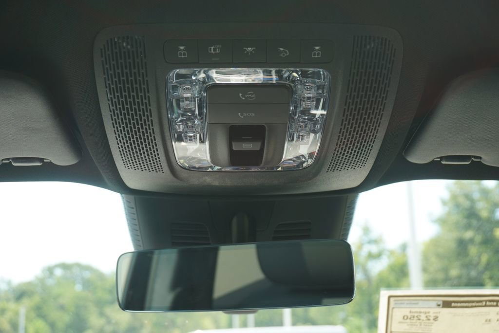 New 2025 Mercedes-Benz GLB 250 4MATIC image 54