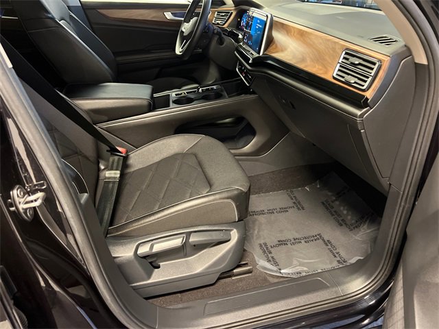 Certified 2024 Volkswagen Atlas SE image 10