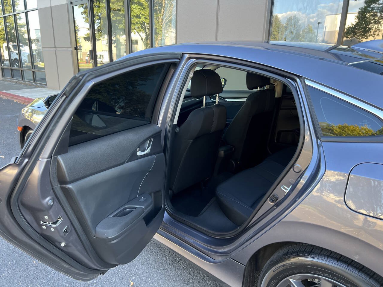 Used 2020 Honda Civic EX image 8
