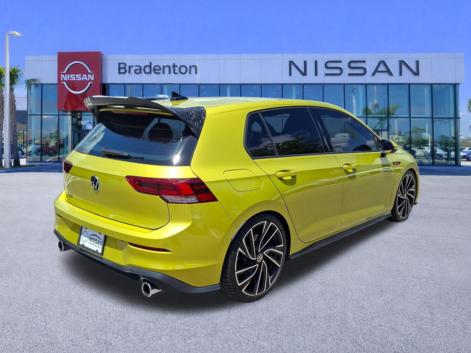 Used 2022 Volkswagen GTI Autobahn FWD image 5