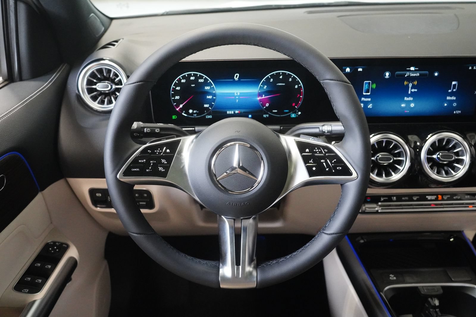 New 2026 Mercedes-Benz GLA 250 4MATIC image 18