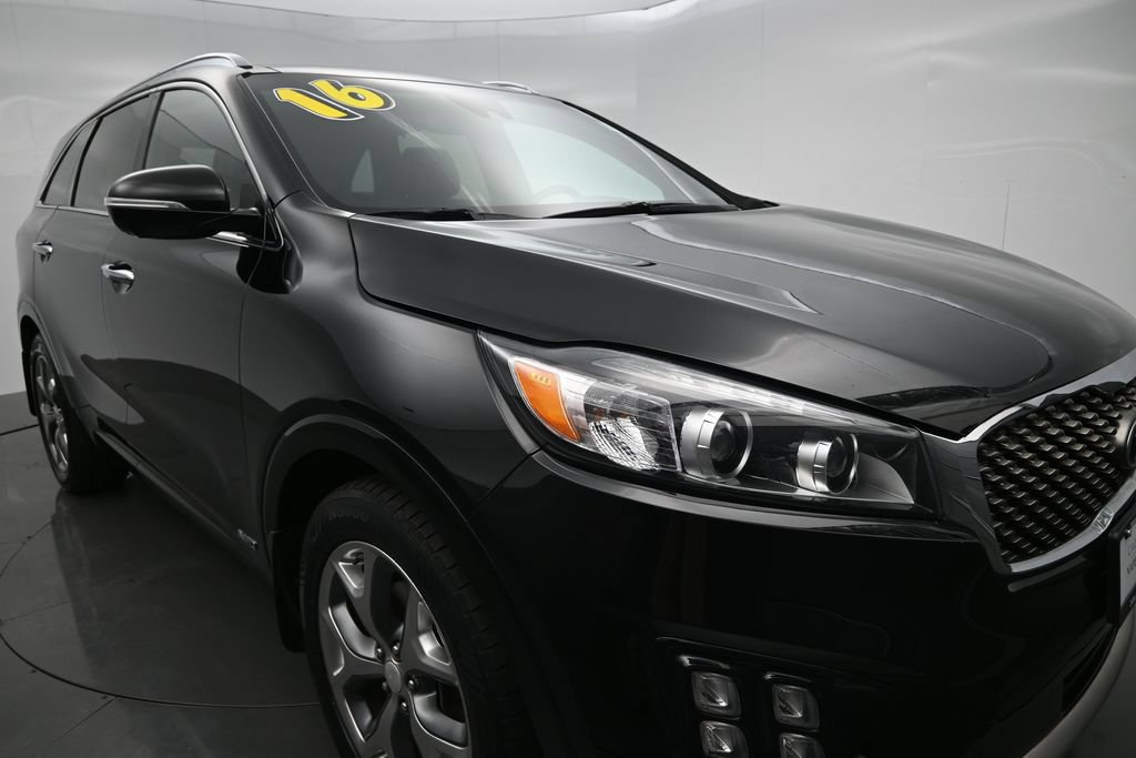 Used 2016 Kia Sorento SX w/ SXL Technology Package AWD/4WD image 32