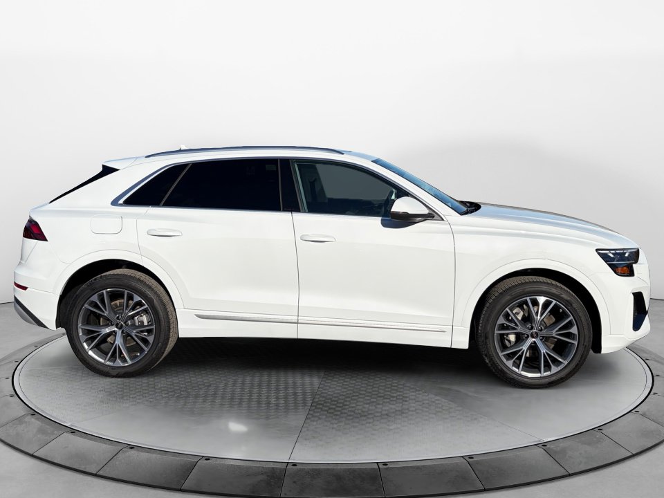 New 2025 Audi Q5 Premium Plus AWD/4WD image 8
